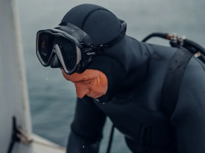 Equalizing Your Ears whim Scuba Diving Effective Techniques to Prevent Pain 2