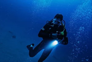 Fear of Diving? 5 Psychological Tips to Stay Calm Underwater