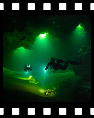 cenote_F04_300