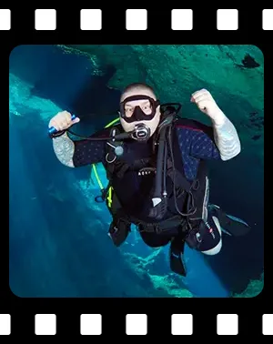 cenote_F11_300