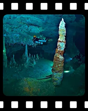 cenote_F12_300